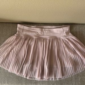 Lululemon pleated skirt